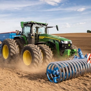 8R/RT/RX-serie modeljaar